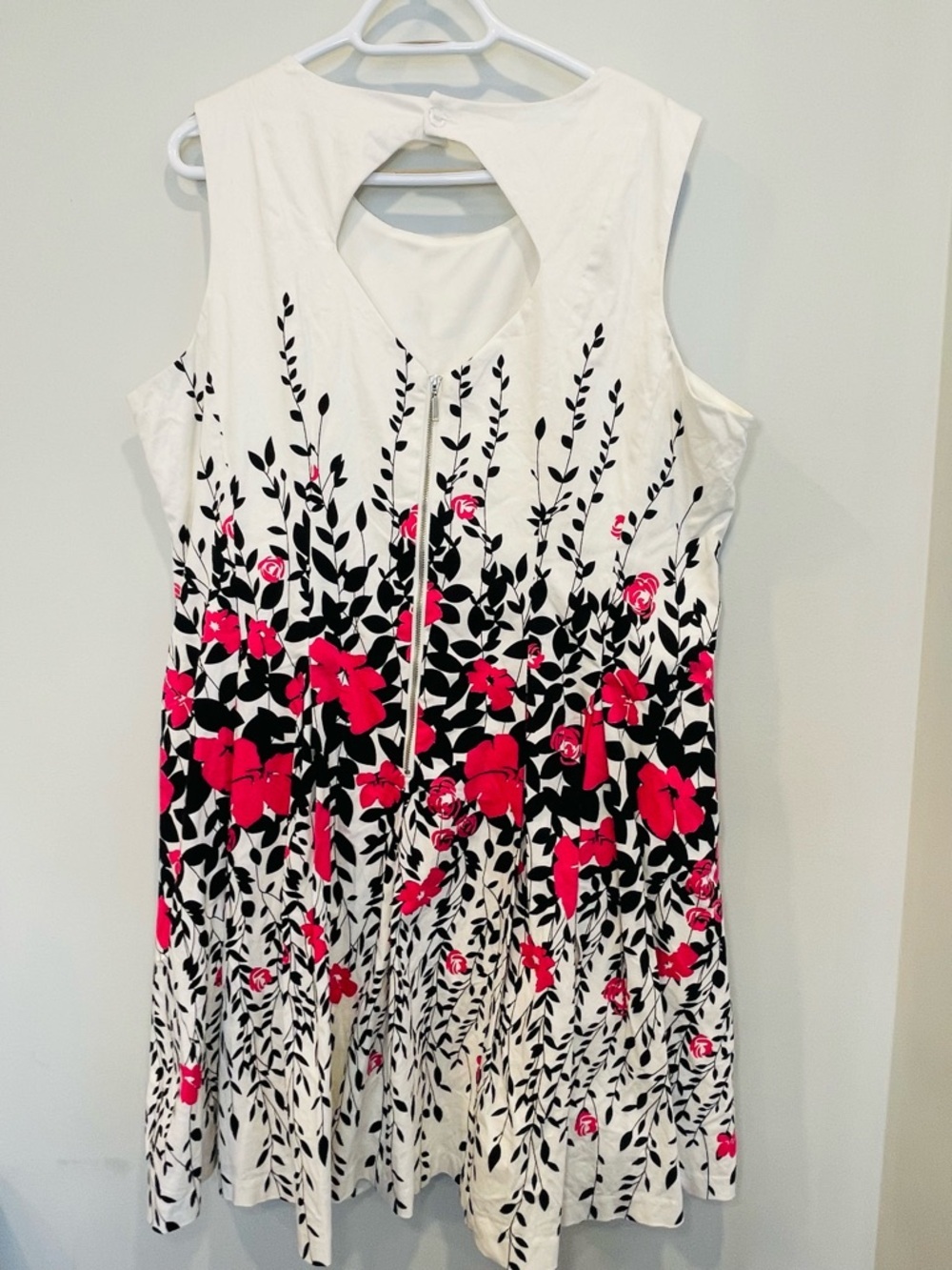 Ricki's White Sleeveless Midi Dress with Black Leaf Print and Hot Pink Flowers - Picture 3 of 8